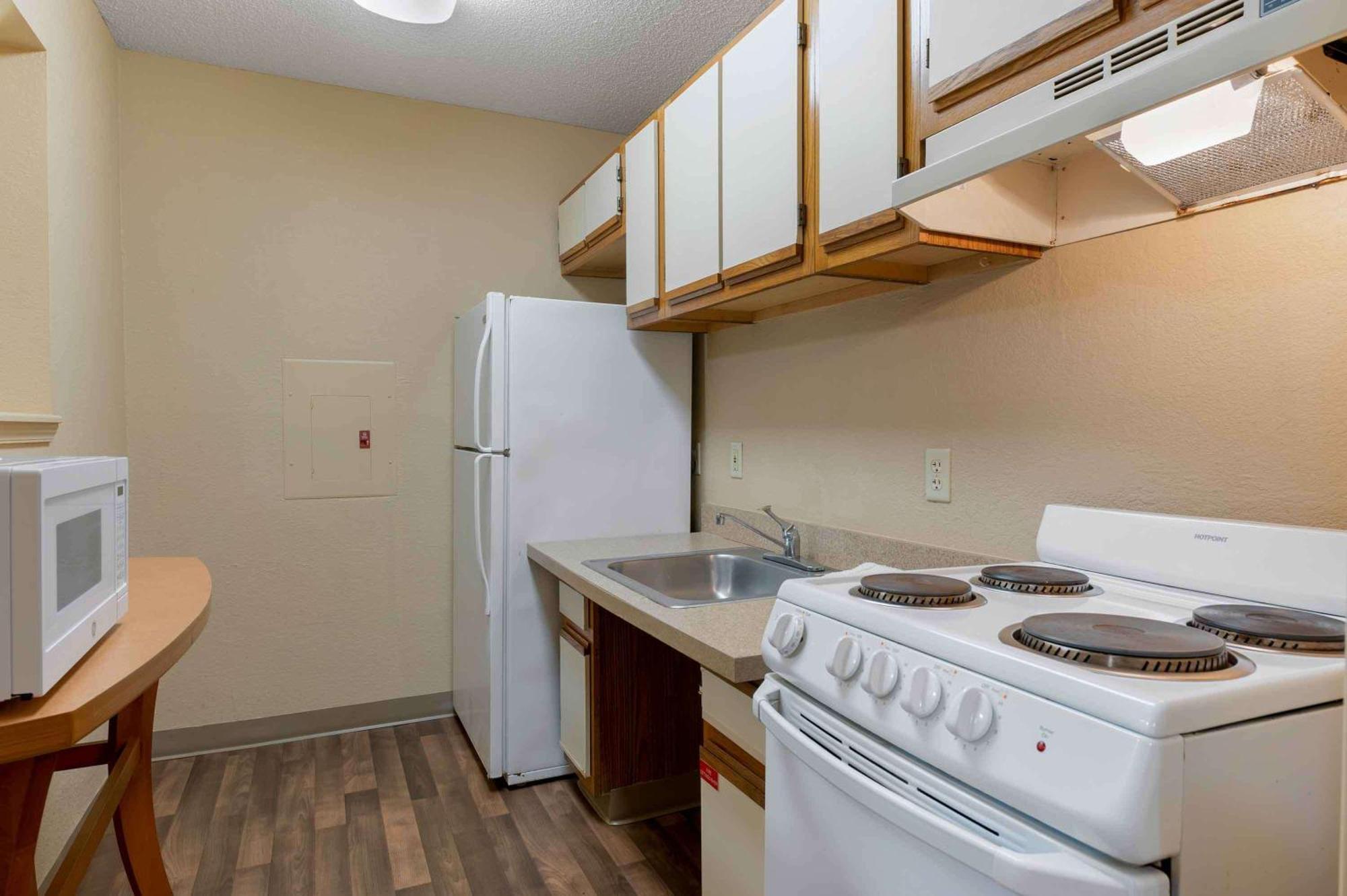 Extended Stay America Suites - Raleigh - North Raleigh - Wake Towne Dr Dış mekan fotoğraf